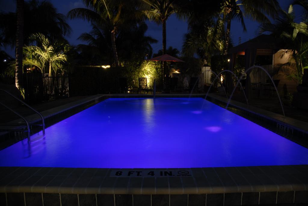 The Cabanas Guesthouse & Spa - Gay Resort Catering To Gay Men Oakland Park Kültér fotó