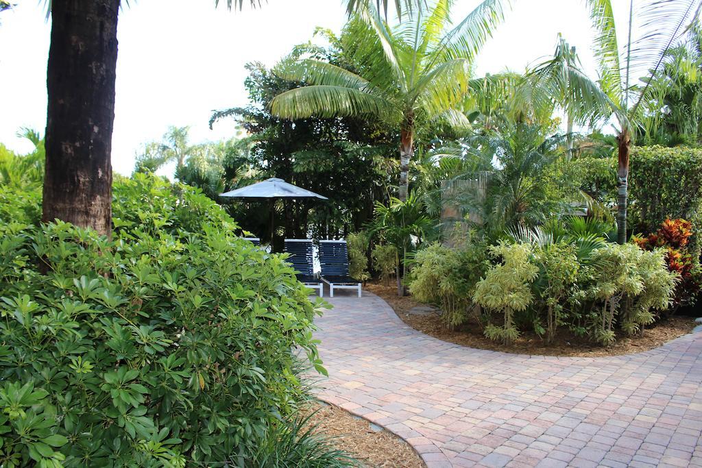 The Cabanas Guesthouse & Spa - Gay Resort Catering To Gay Men Oakland Park Kültér fotó