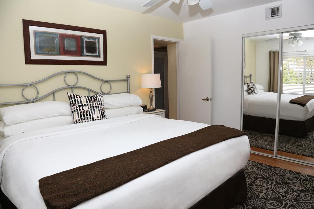 The Cabanas Guesthouse & Spa - Gay Resort Catering To Gay Men Oakland Park Kültér fotó