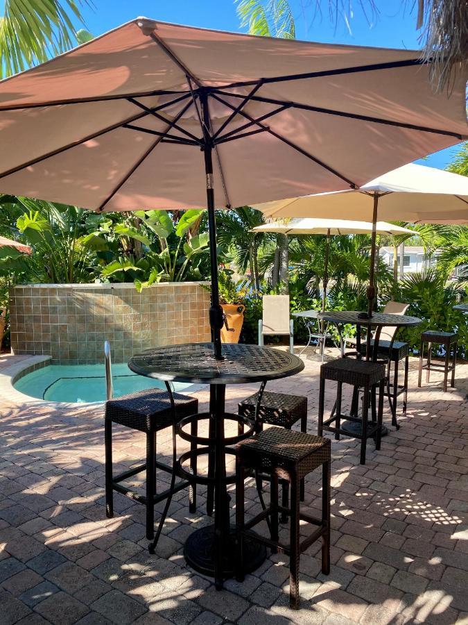 The Cabanas Guesthouse & Spa - Gay Resort Catering To Gay Men Oakland Park Kültér fotó