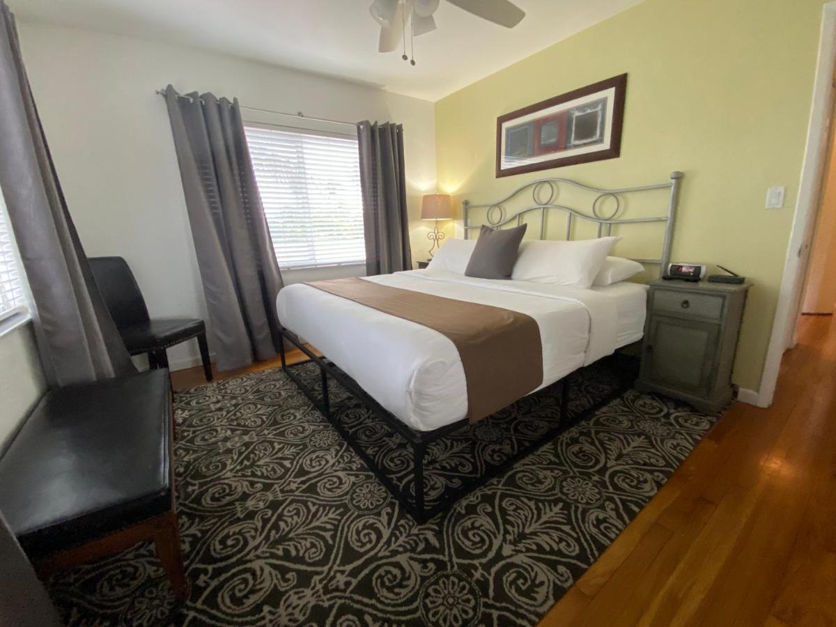 The Cabanas Guesthouse & Spa - Gay Resort Catering To Gay Men Oakland Park Kültér fotó