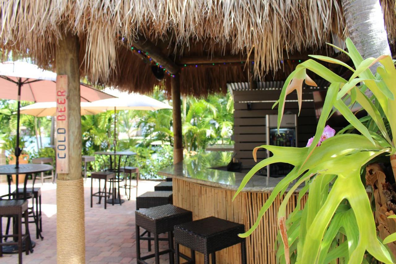 The Cabanas Guesthouse & Spa - Gay Resort Catering To Gay Men Oakland Park Kültér fotó